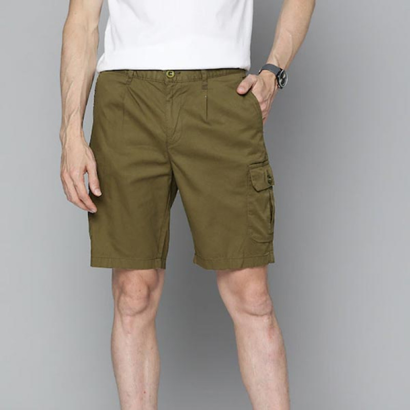 Men Olive Green Pure Cotton Solid Cargo Shorts